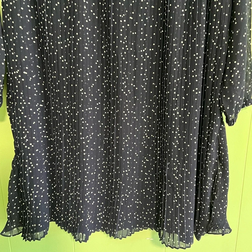VINEYARD VINES Girls' Polka Dot Pleated Dress Navy Blue Flutter Sleeves …